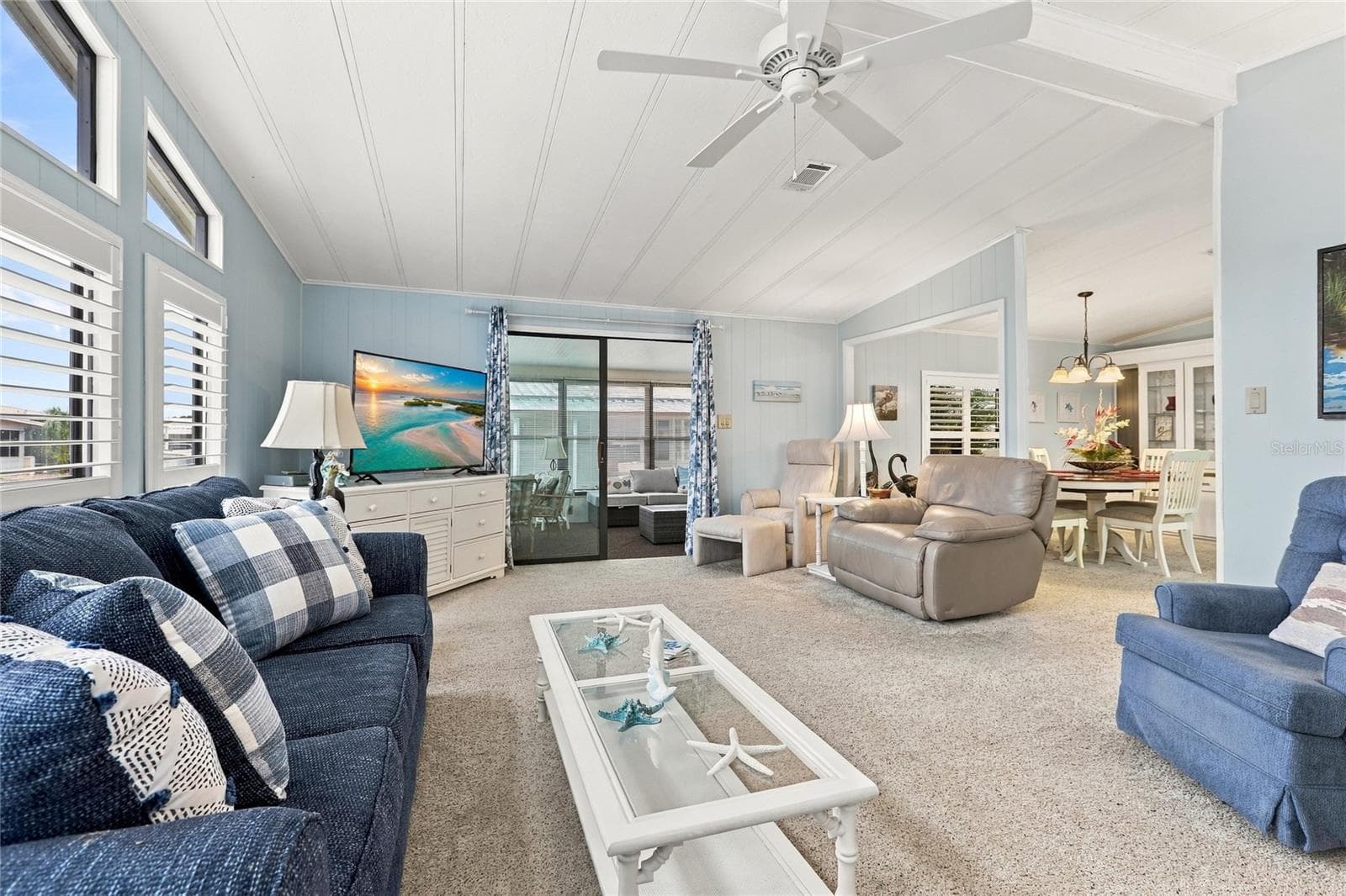 Manufactured Home at 266 CAMELOT DR, NOKOMIS, photo 10 of 40