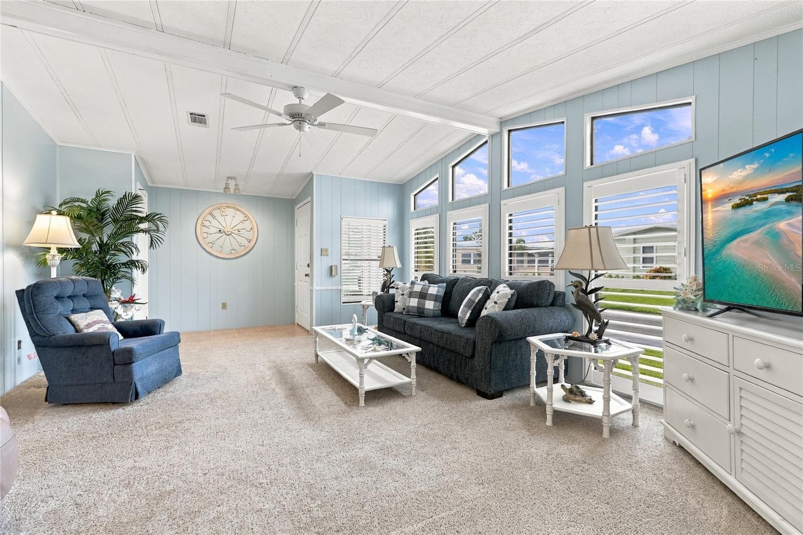 Manufactured Home at 266 CAMELOT DR, NOKOMIS, photo 12 of 40