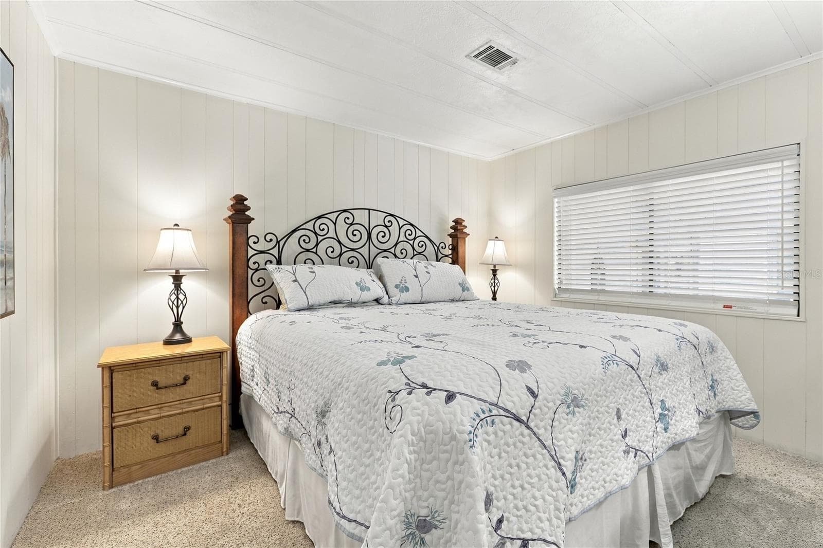 Manufactured Home at 266 CAMELOT DR, NOKOMIS, photo 19 of 40