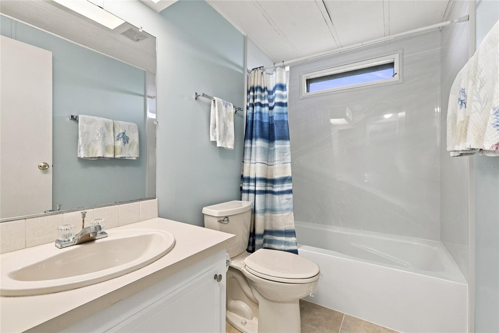 Manufactured Home at 266 CAMELOT DR, NOKOMIS, photo 22 of 40
