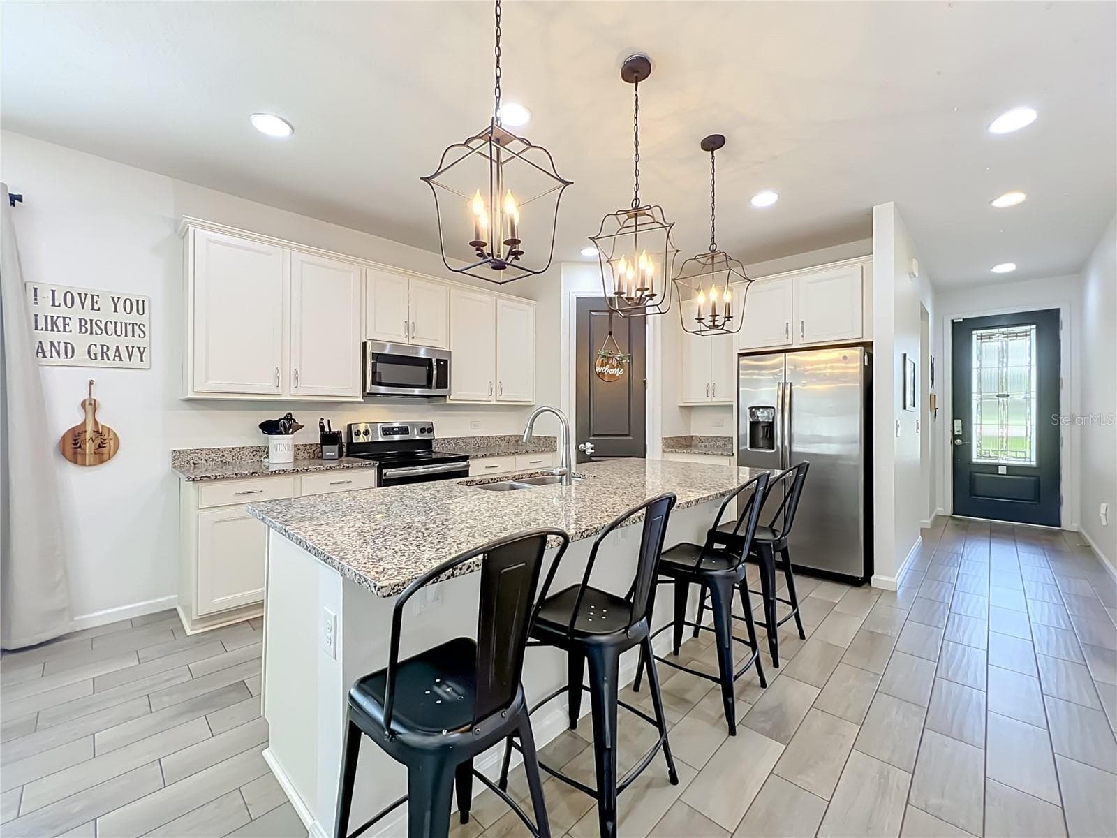 GOURMET KITCHEN - 1244 STRATTON AVE, GROVELAND