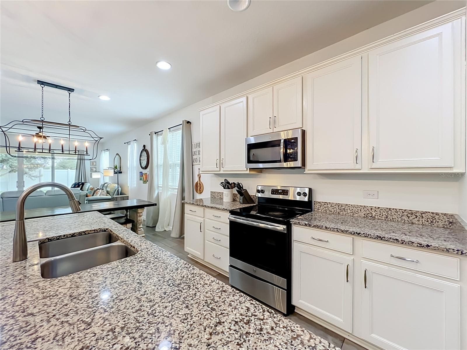 STAINLESS APPLIANCES - 1244 STRATTON AVE, GROVELAND