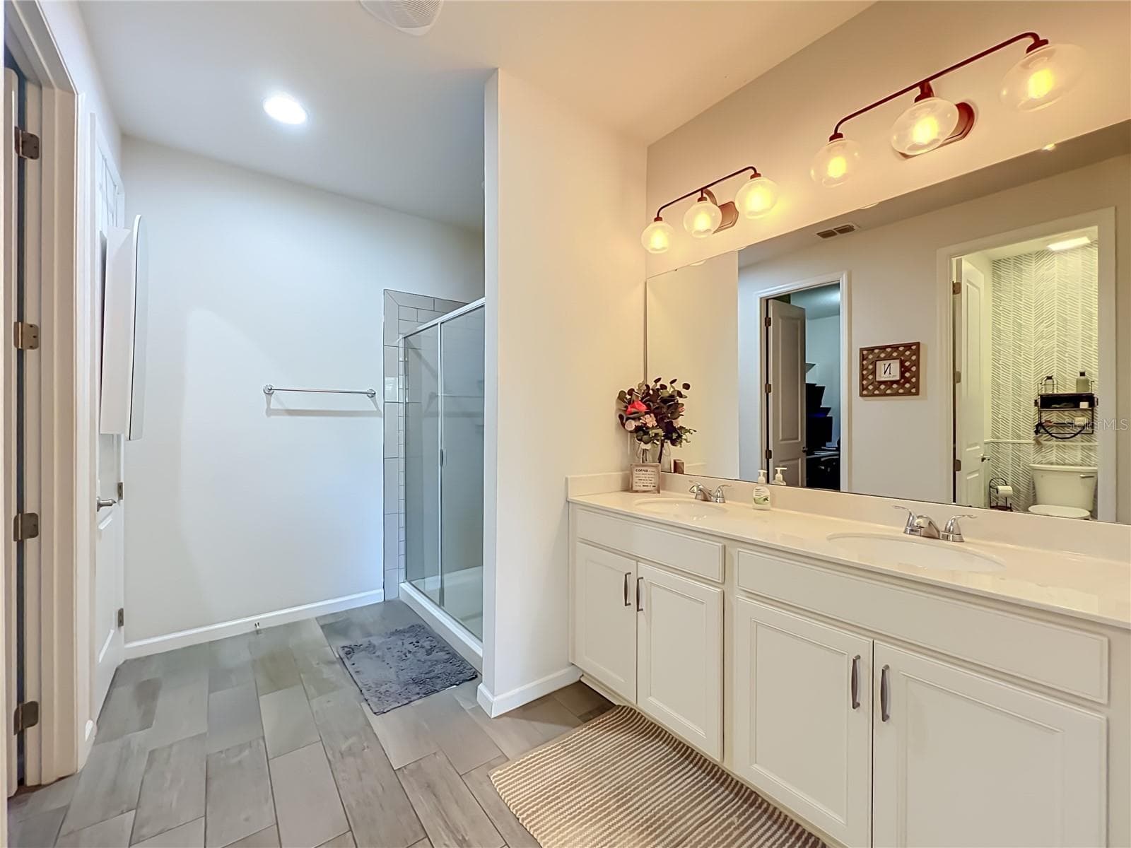 PRIMARY BATH - 1244 STRATTON AVE, GROVELAND