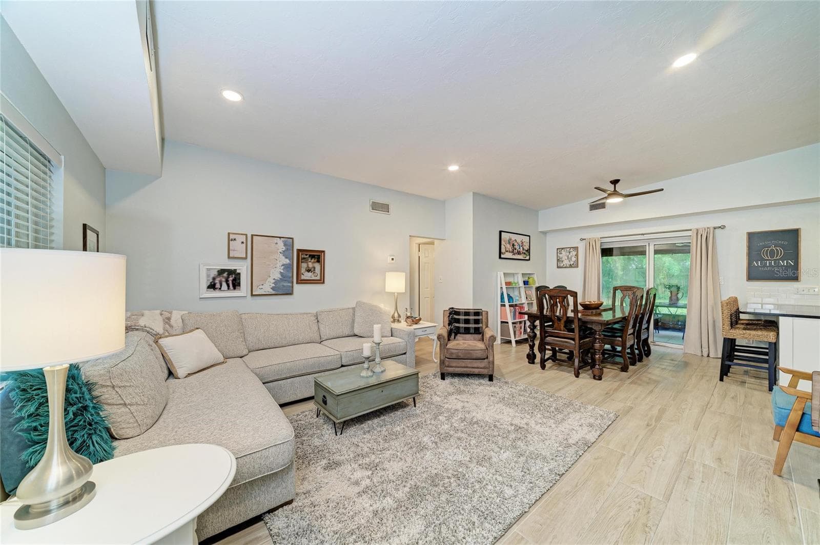 Single Family Residence at 126 HOLLY AVE, SARASOTA, photo 8 of 41