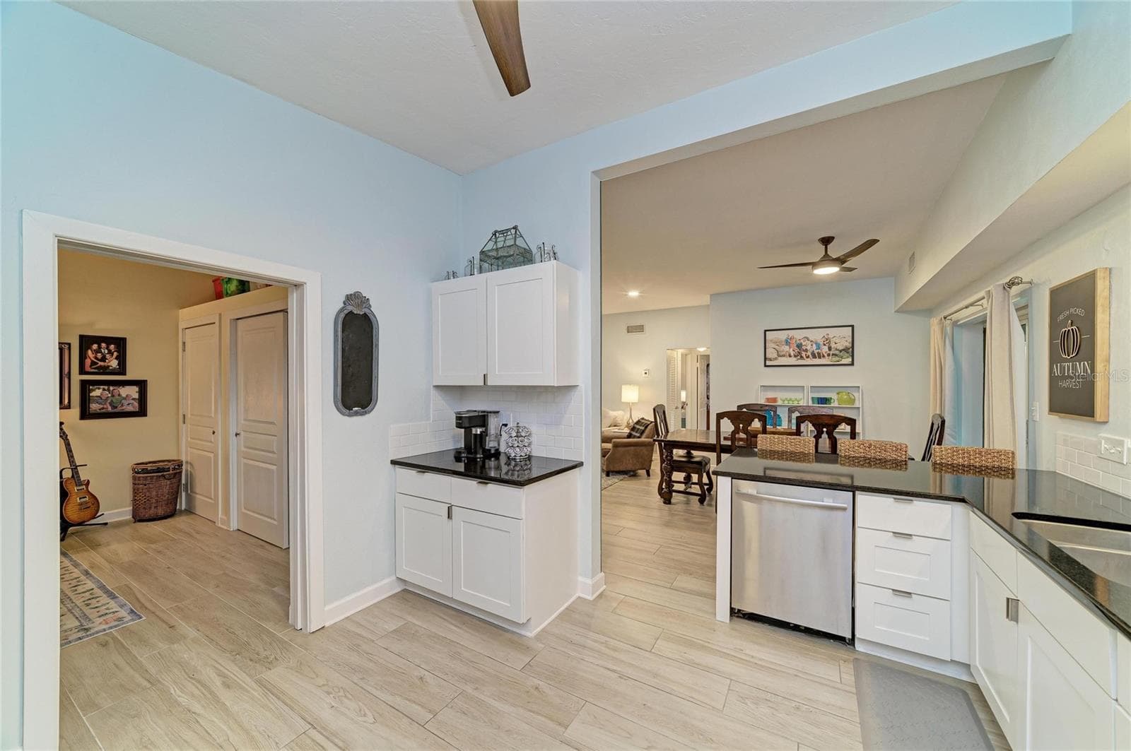 Single Family Residence at 126 HOLLY AVE, SARASOTA, photo 19 of 41