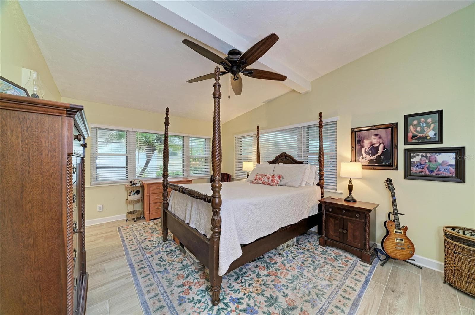 Single Family Residence at 126 HOLLY AVE, SARASOTA, photo 21 of 41