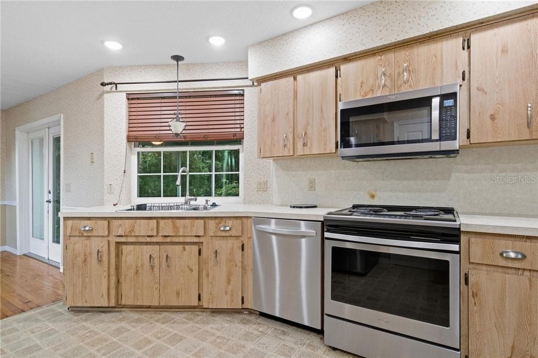 Single Family Residence at 2524 S Pleasant PT, INVERNESS FL 34450, photo 15 of 59
