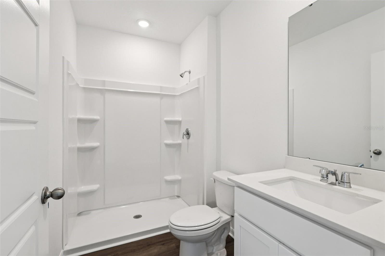 Single Family Residence at 1799 GRANDIOSE DR, LAKE HAMILTON, photo 17 of 32