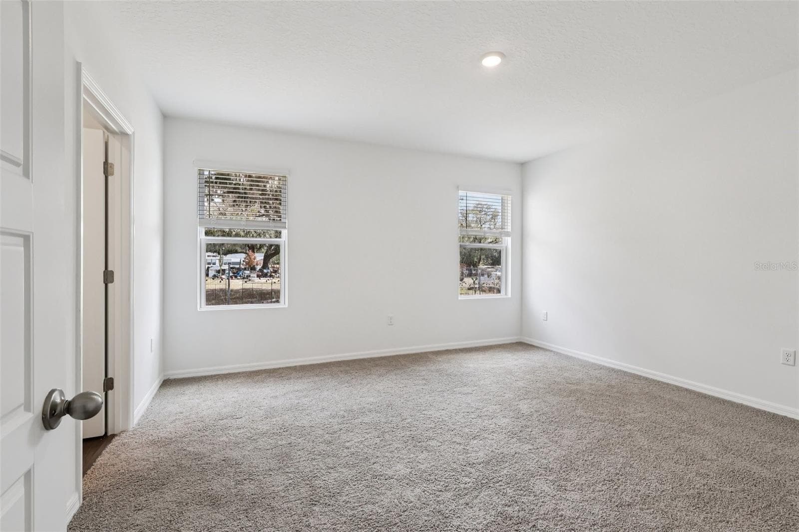 Single Family Residence at 1799 GRANDIOSE DR, LAKE HAMILTON, photo 20 of 32