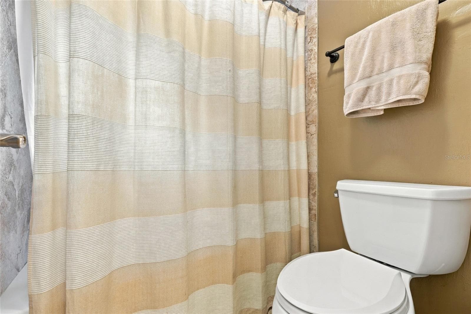Single Family Residence at 2618 CLEMENTON PARK CT, ORLANDO, photo 30 of 42