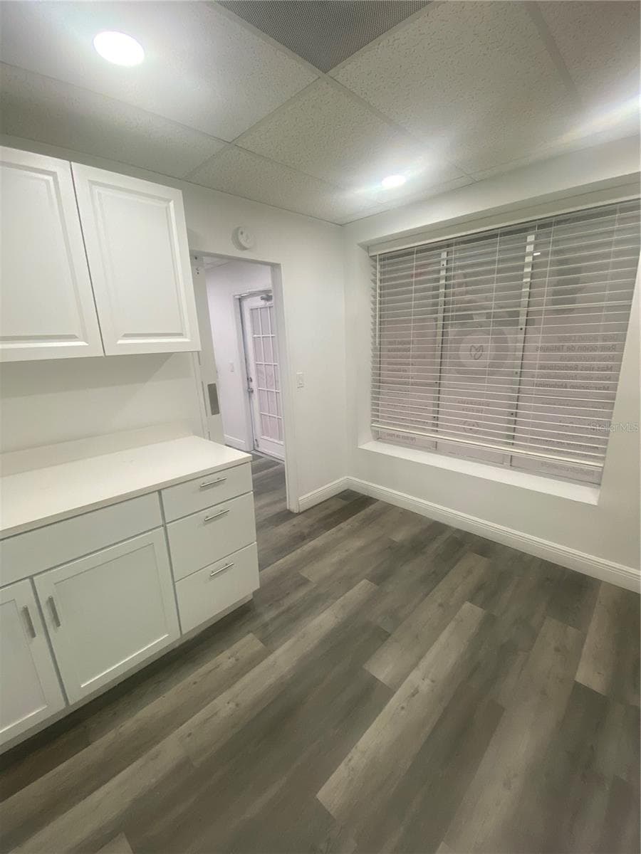 Business at 315 S PARSONS AVE, BRANDON, photo 10 of 32