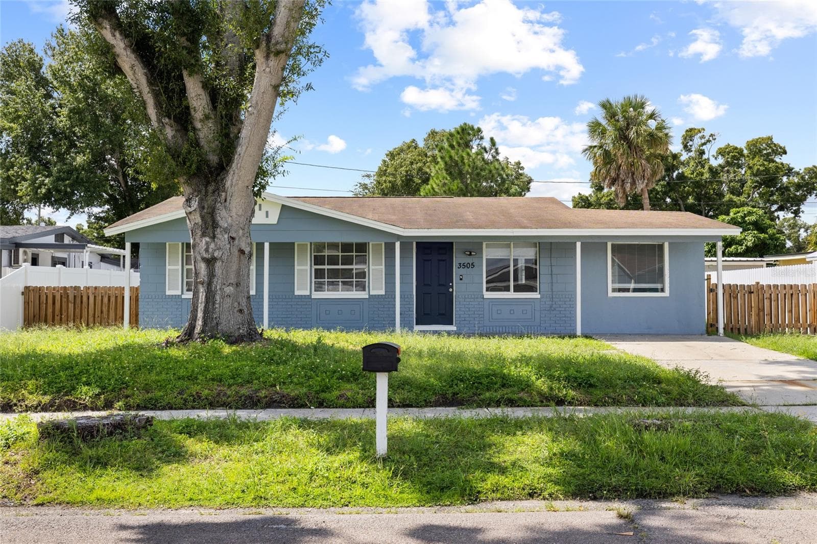 Single Family Residence at 3505 LIBBY LOOP, TAMPA, photo 2 of 41