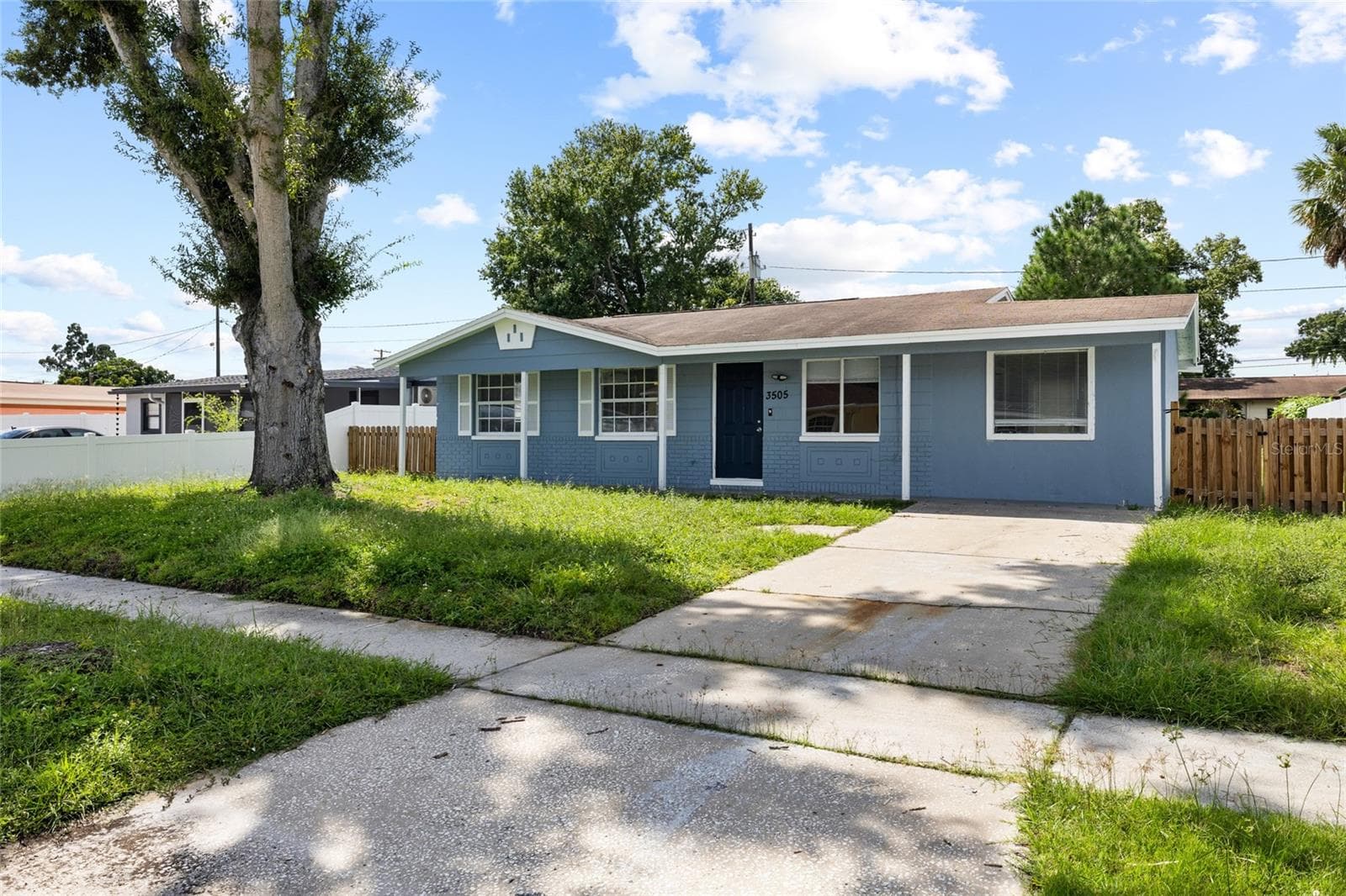 Single Family Residence at 3505 LIBBY LOOP, TAMPA, photo 3 of 41