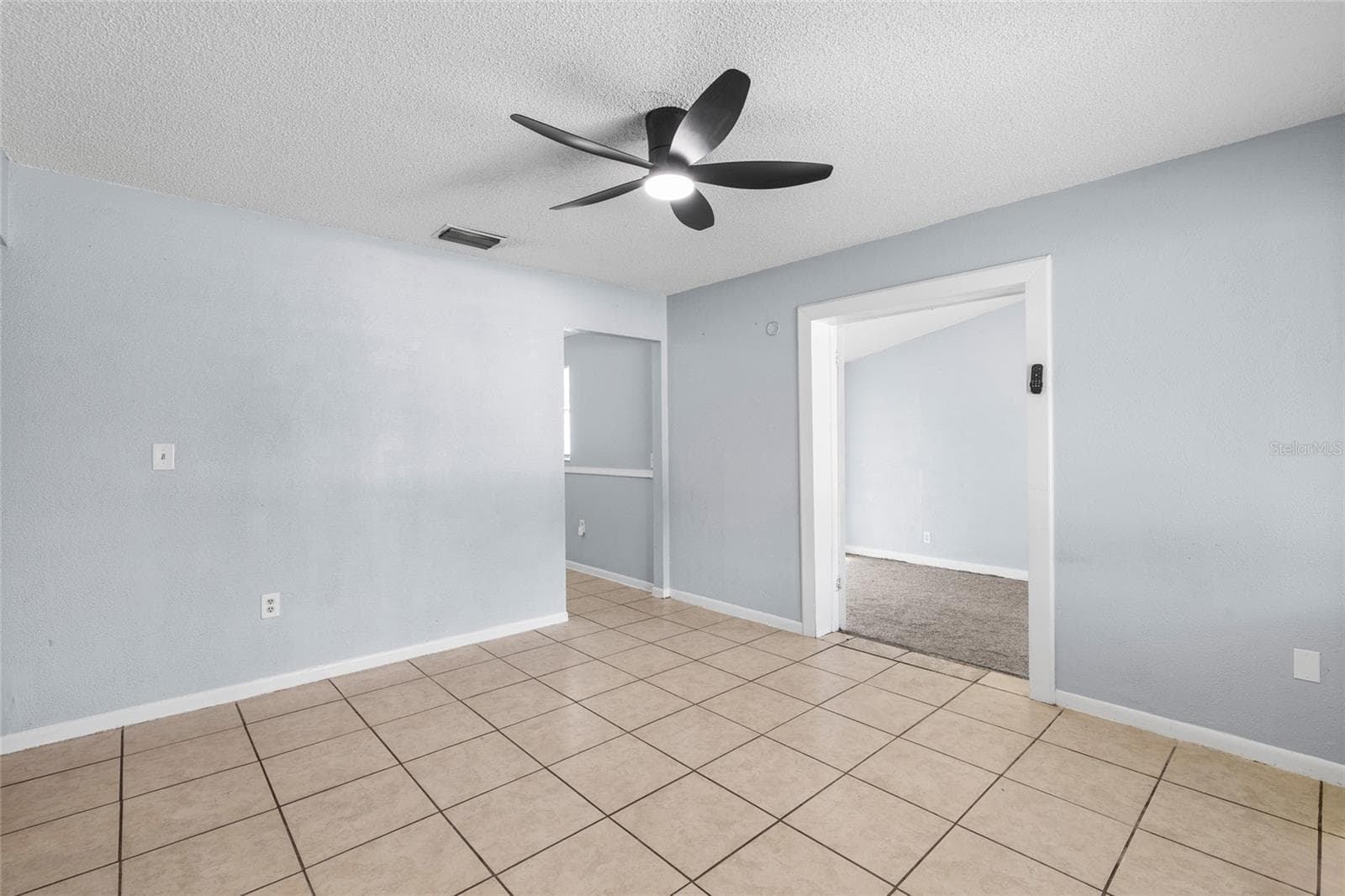 Single Family Residence at 3505 LIBBY LOOP, TAMPA, photo 7 of 41