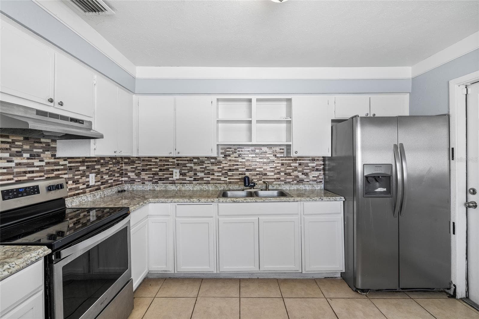Single Family Residence at 3505 LIBBY LOOP, TAMPA, photo 14 of 41