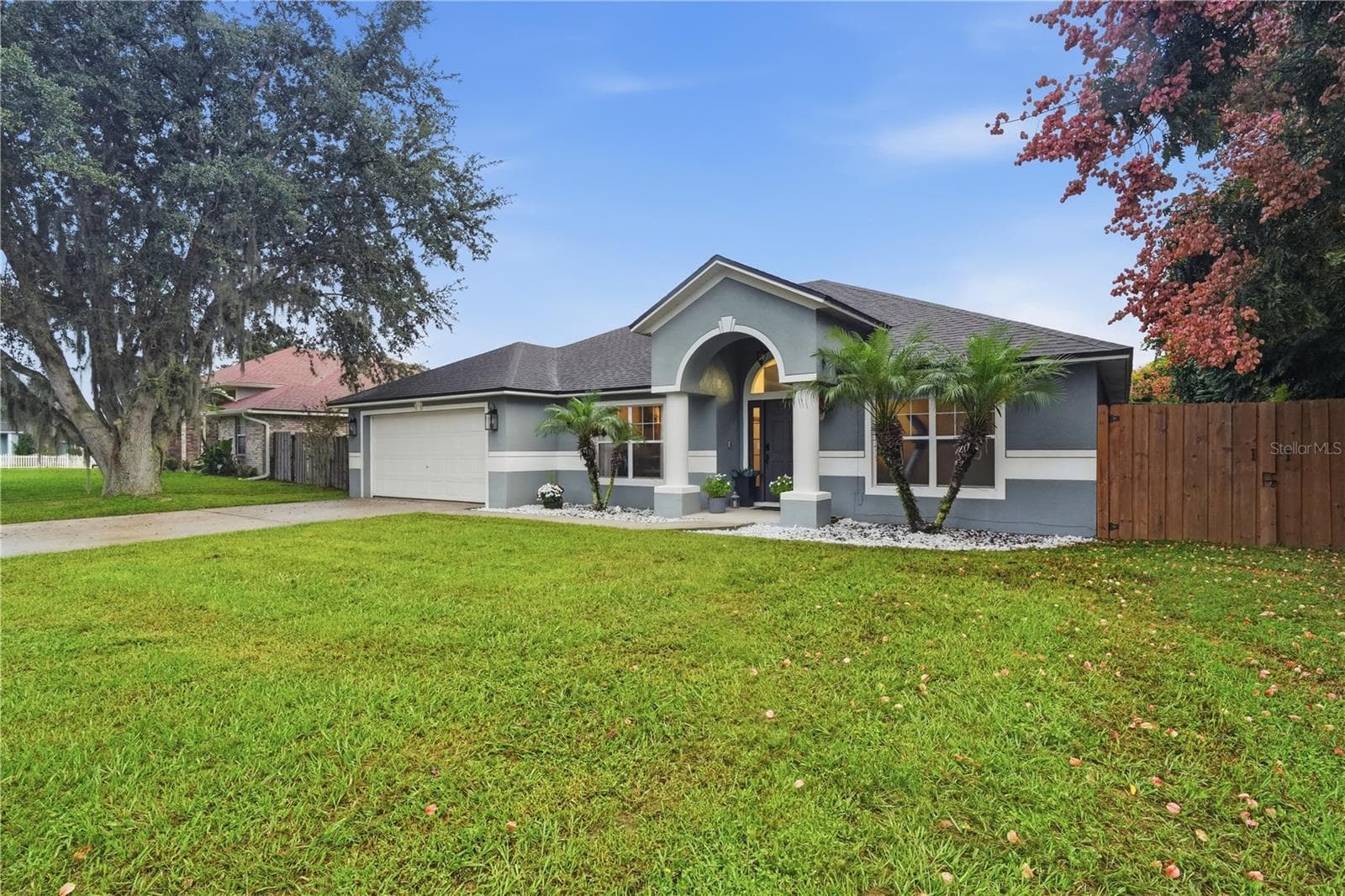 Front - 210 CITATION AVE, DELTONA