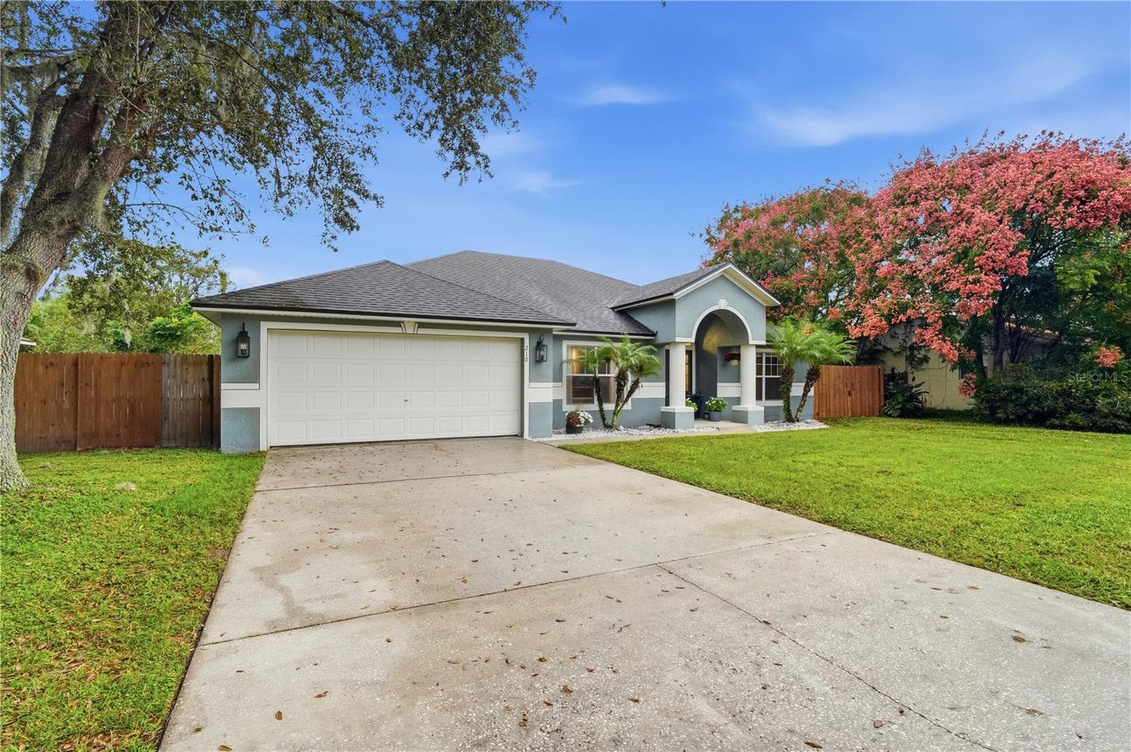 Front - 210 CITATION AVE, DELTONA