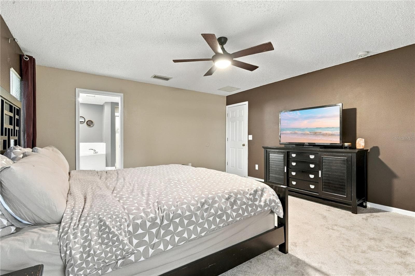 Primary - 210 CITATION AVE, DELTONA