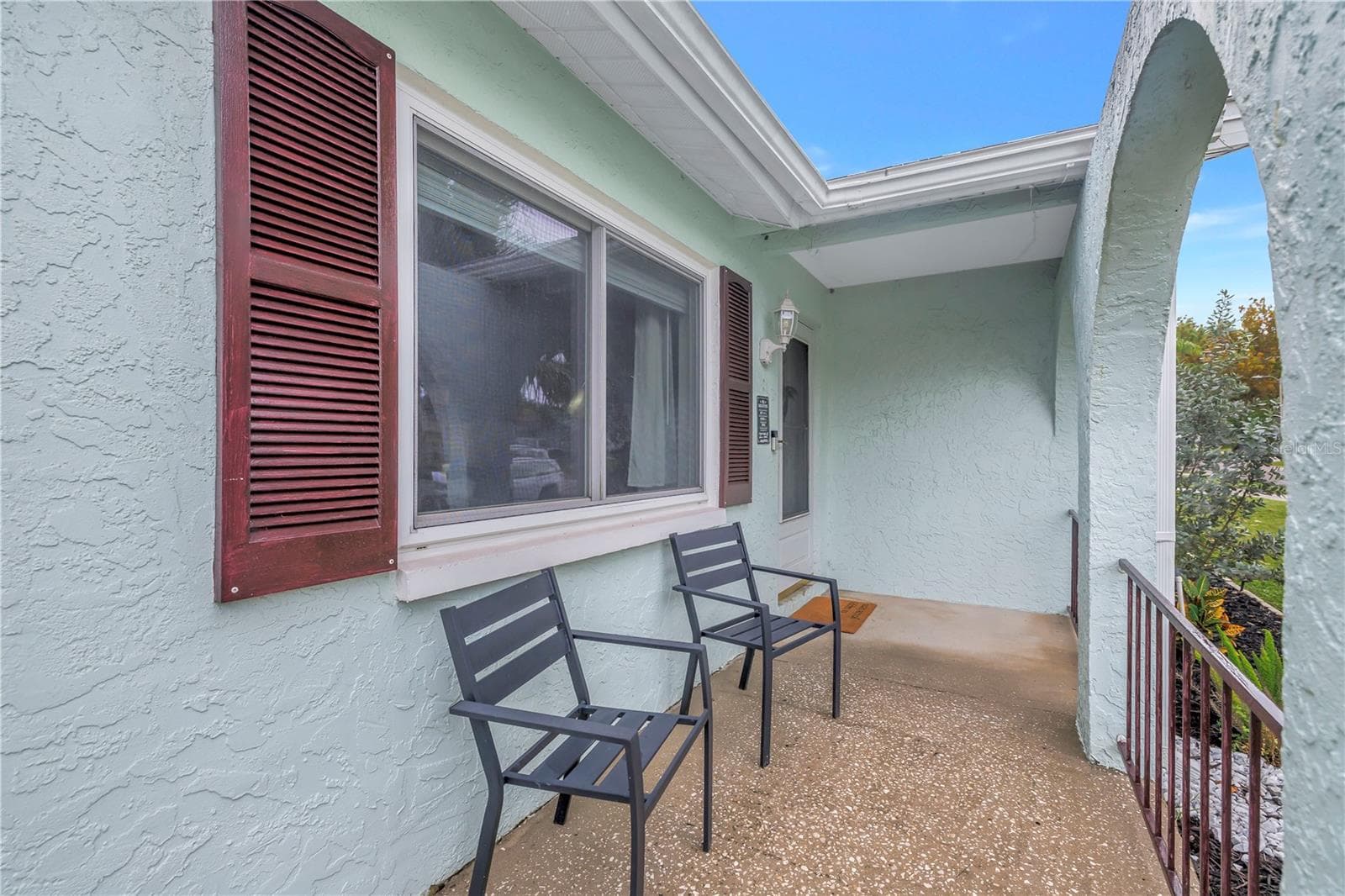 Single Family Residence at 605 5TH AVE SE, LARGO, photo 7 of 53