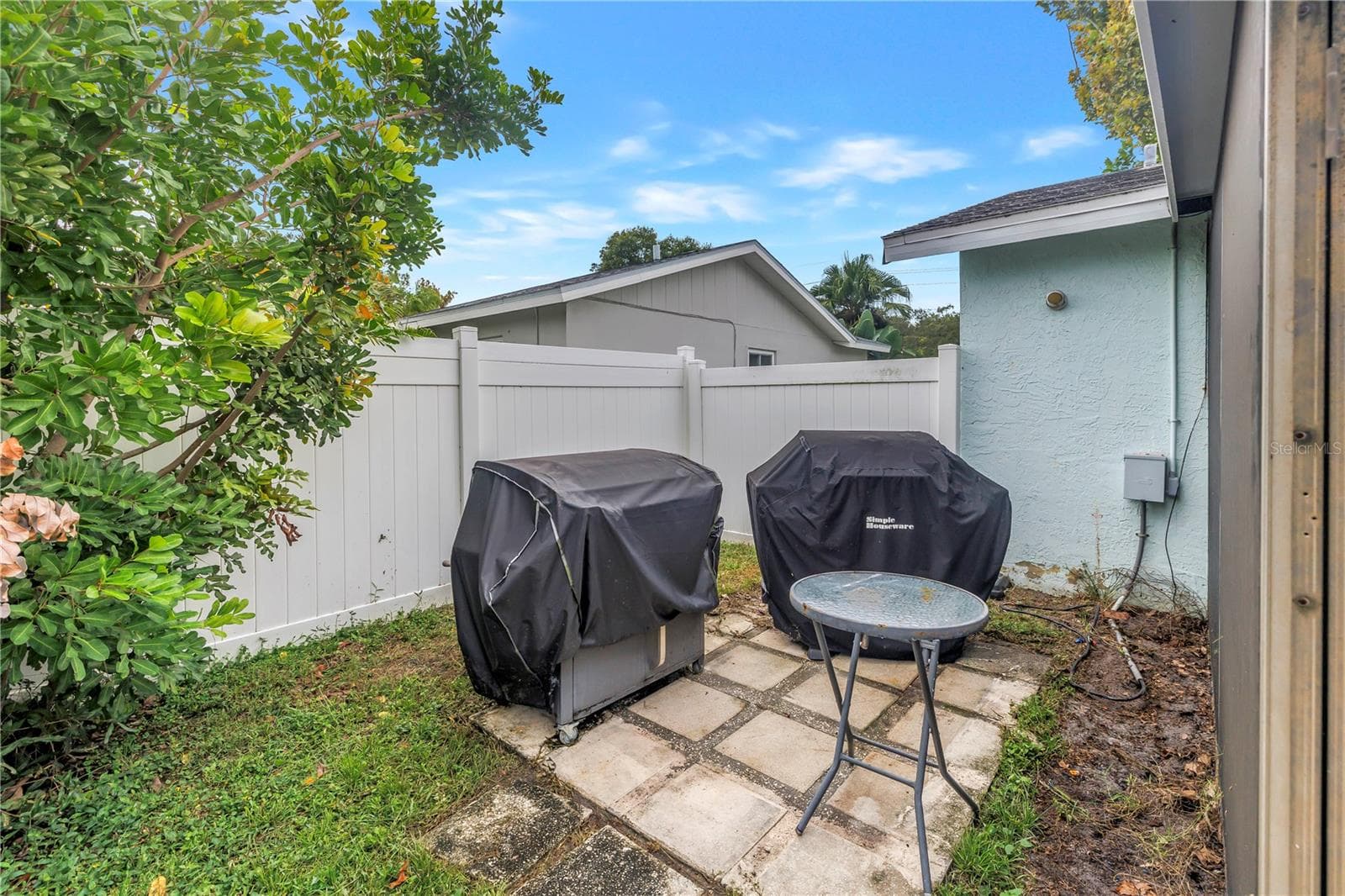 Single Family Residence at 605 5TH AVE SE, LARGO, photo 19 of 53