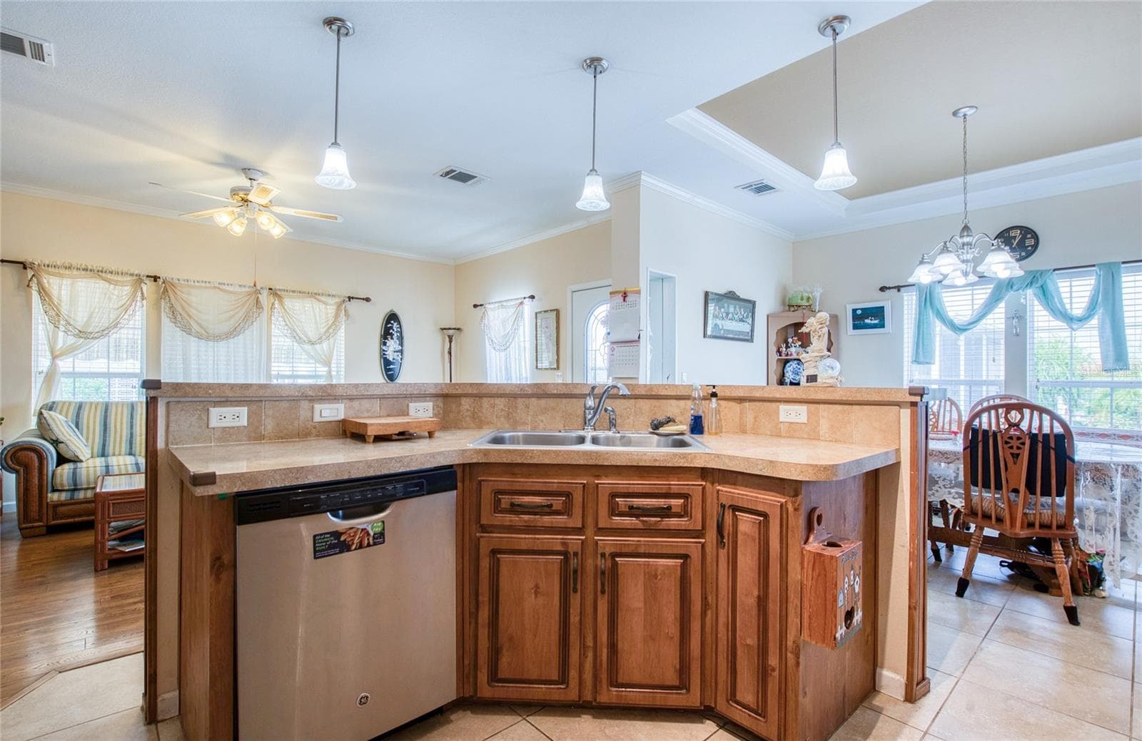 Kitchen - 18675 US HIGHWAY 19 N #138, CLEARWATER