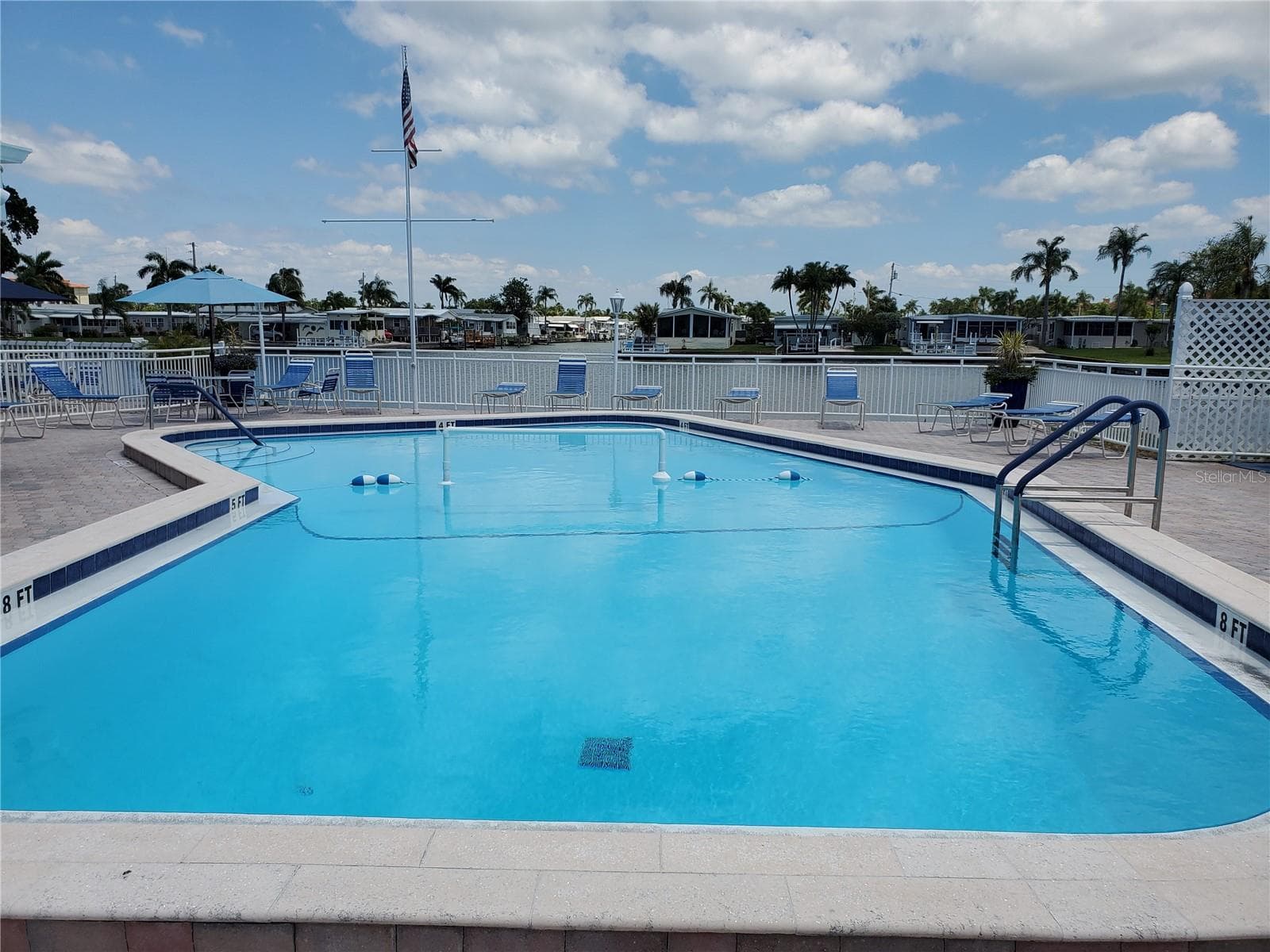 Pool - 18675 US HIGHWAY 19 N #138, CLEARWATER
