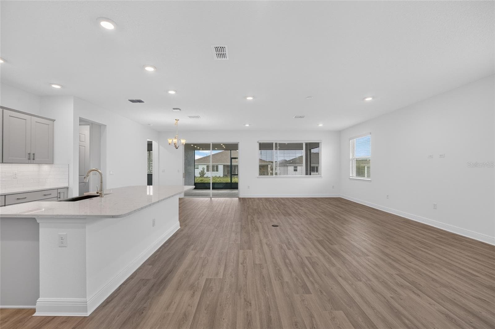Single Family Residence at 10424 SW 106TH CT, OCALA, photo 10 of 60