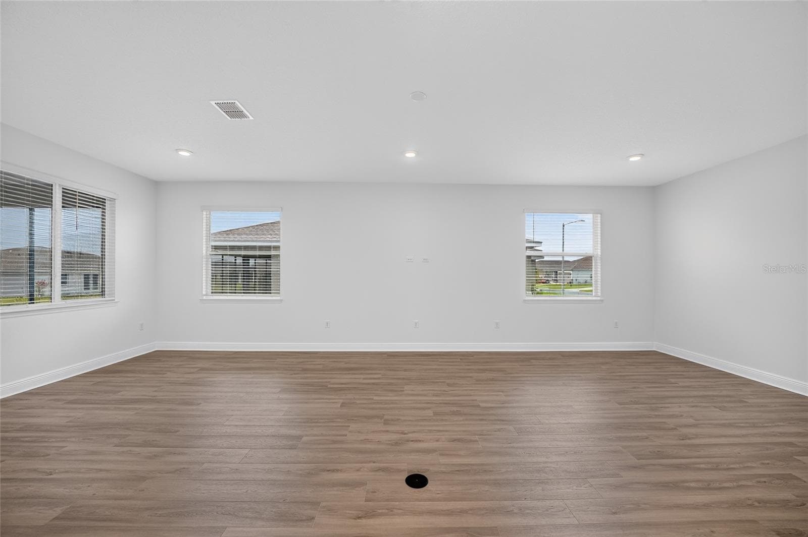 Single Family Residence at 10424 SW 106TH CT, OCALA, photo 17 of 60