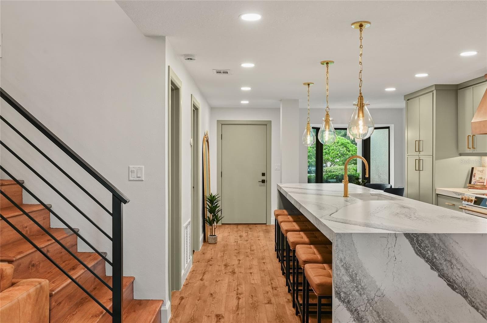 Condominium at 219 QUAYSIDE CIR #B9, MAITLAND, photo 11 of 49
