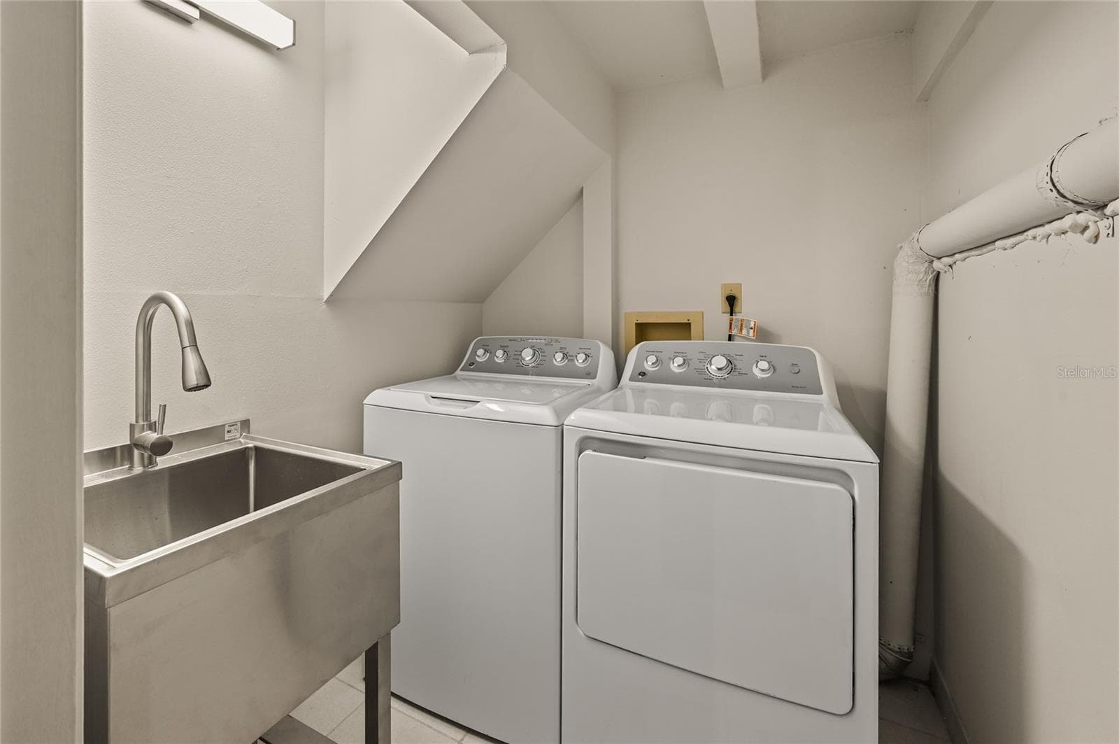 Condominium at 219 QUAYSIDE CIR #B9, MAITLAND, photo 31 of 49