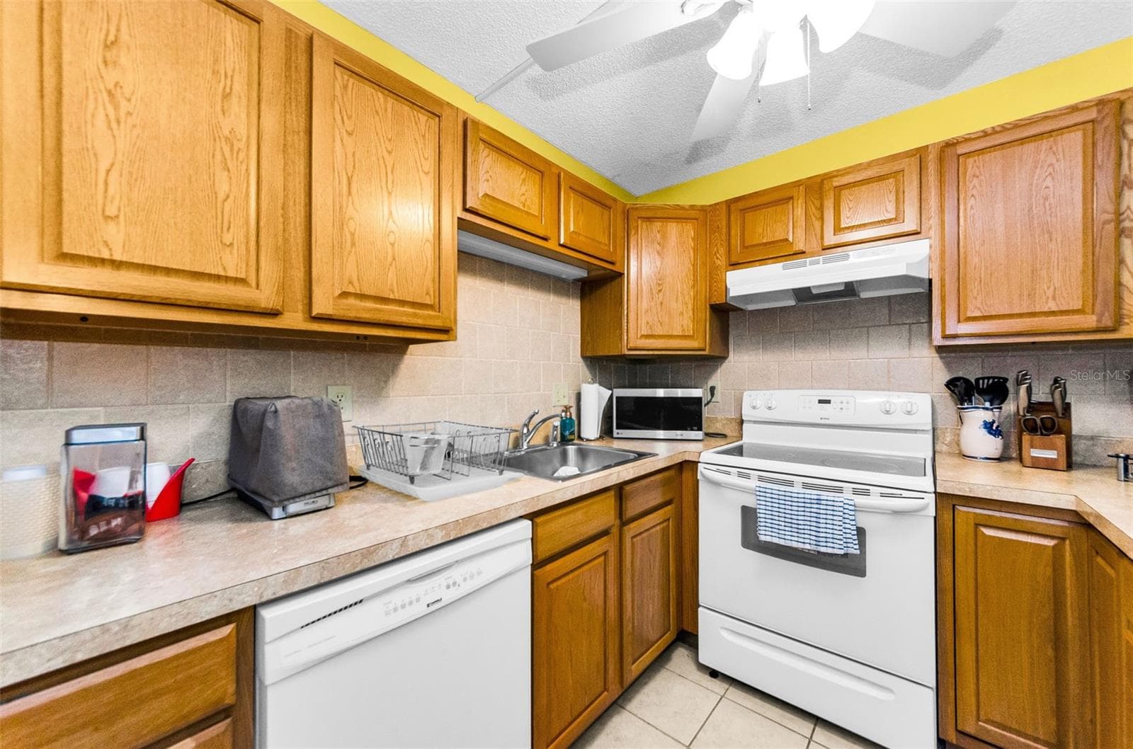 Condominium at 2575 PINE RIDGE WAY S #E1, PALM HARBOR, photo 11 of 11