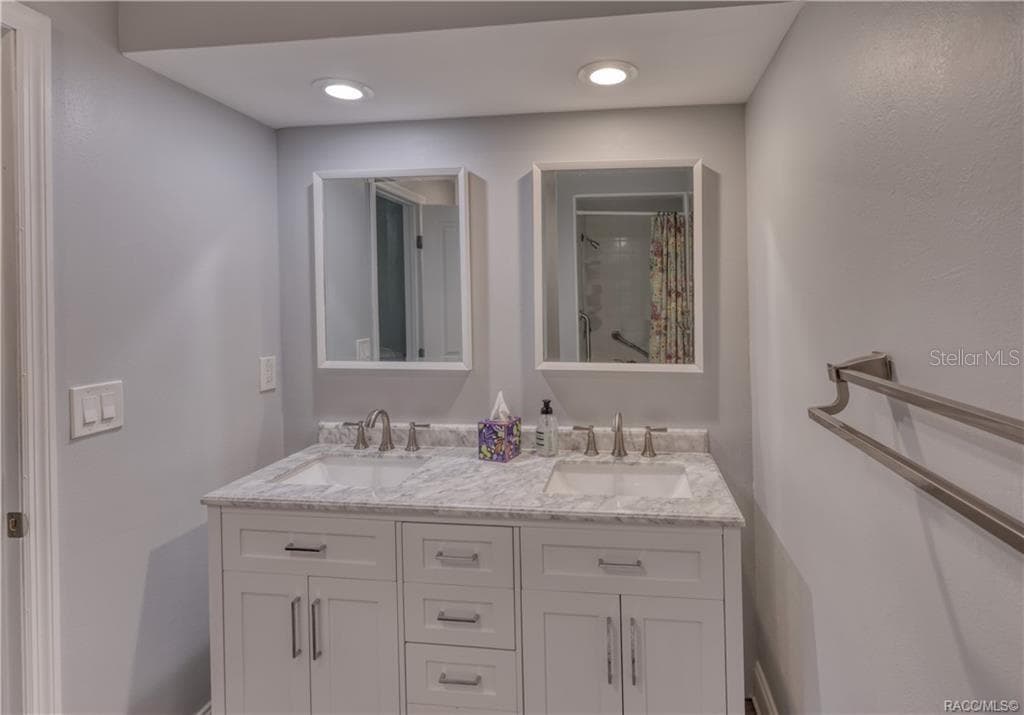 Villa at 85 GOLFVIEW DR, HOMOSASSA, photo 12 of 19