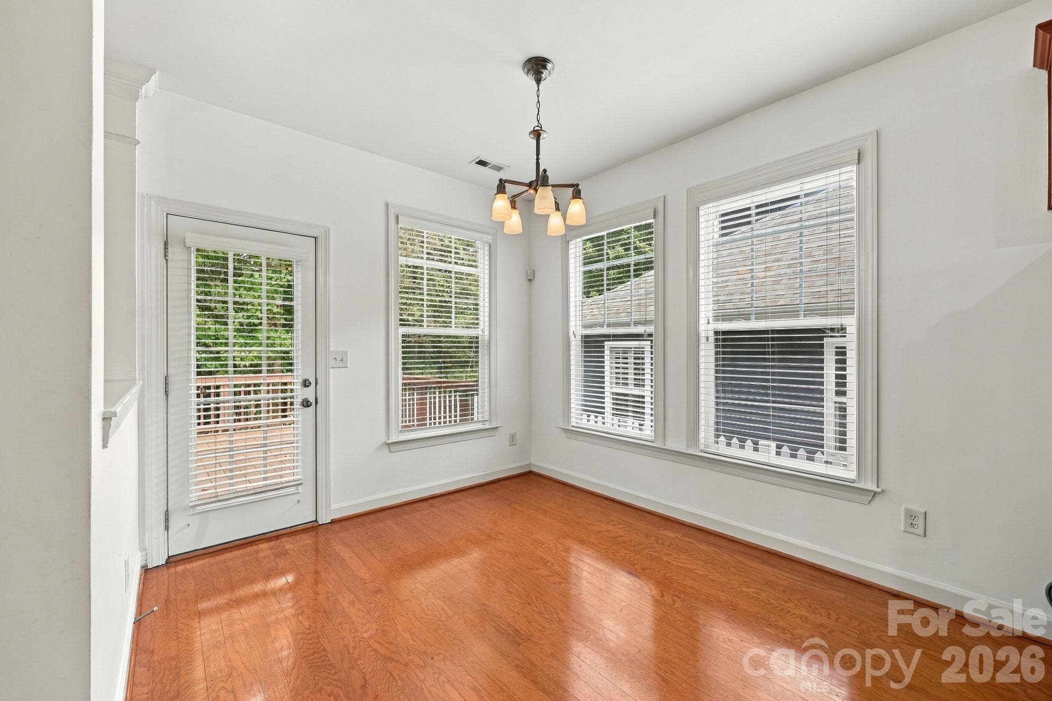 Single Family Residence at 17625 Harbor Walk Drive, Cornelius, photo 16 of 48