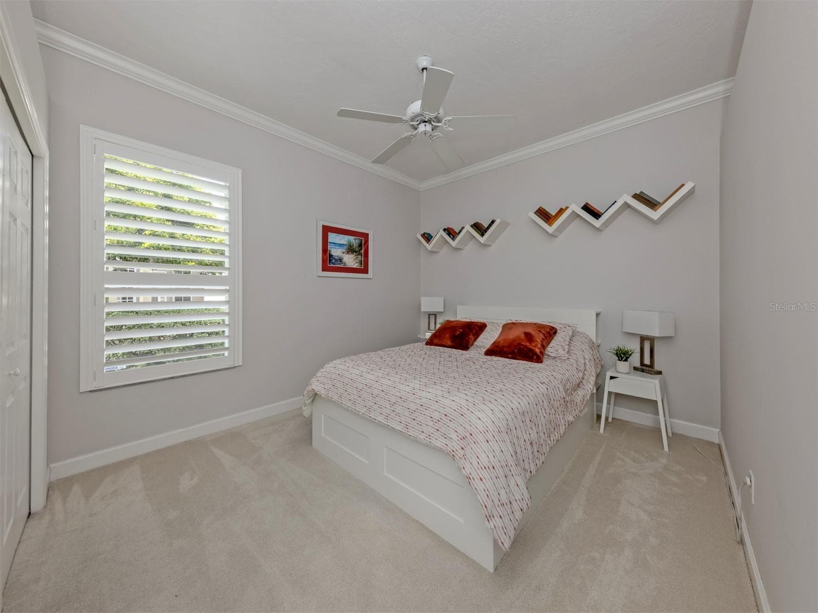 Single Family Residence at 565 FALLBROOK DR, VENICE, photo 25 of 70
