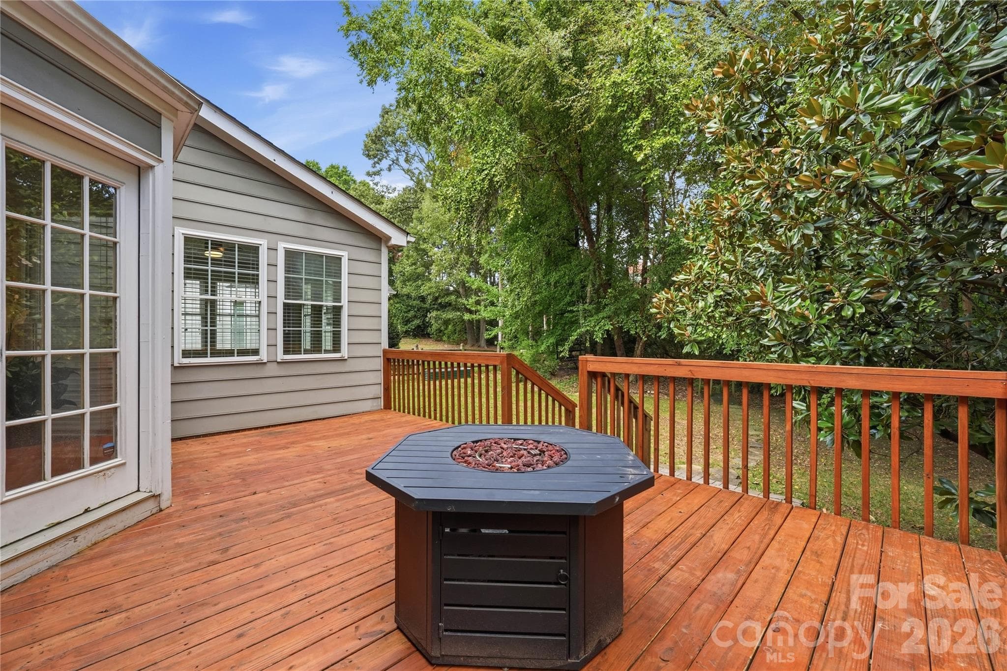 Single Family Residence at 2815 Winghaven Lane, Charlotte, photo 9 of 45