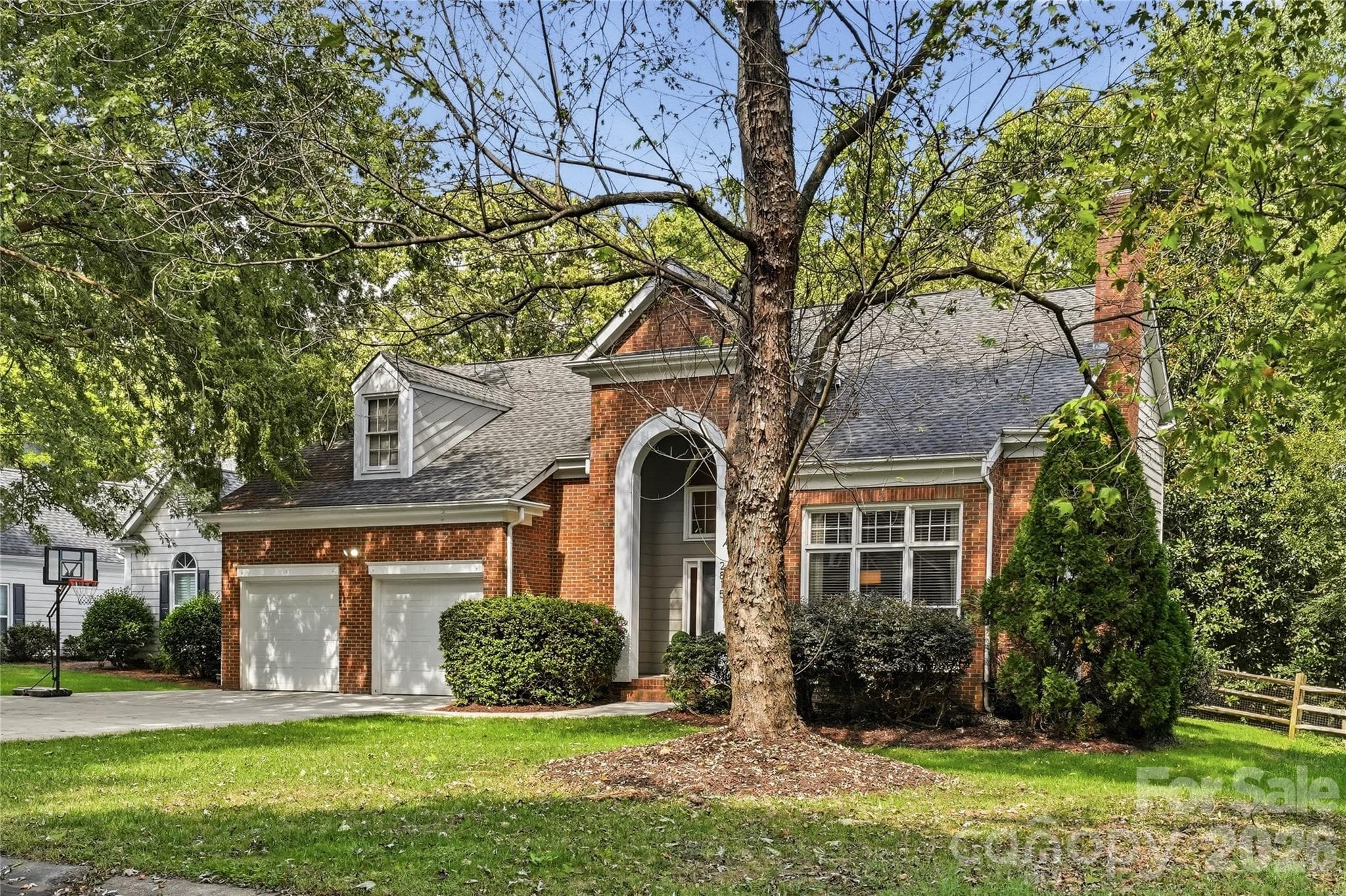 Single Family Residence at 2815 Winghaven Lane, Charlotte, photo 12 of 45