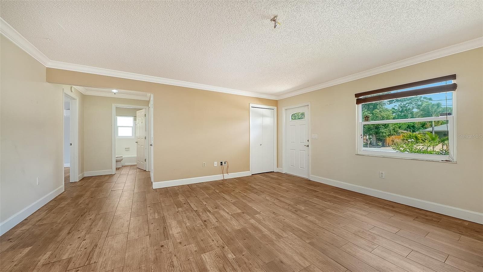 Single Family Residence at 4090 GROVELAND AVE, SARASOTA, photo 5 of 24