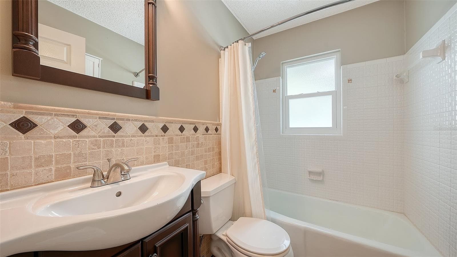 Single Family Residence at 4090 GROVELAND AVE, SARASOTA, photo 17 of 24