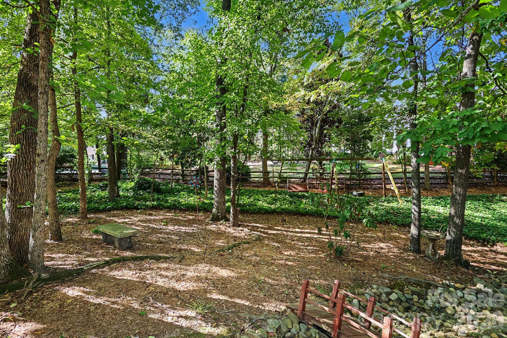 Gorgeous serene back yard setting - 4320 Town And Country Drive, Charlotte