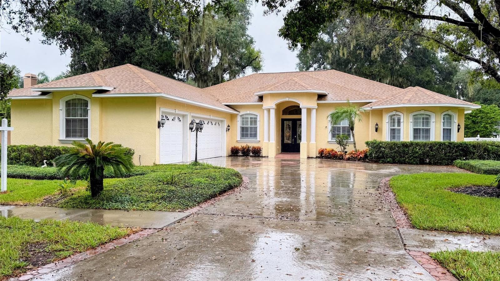 816 CITRUS WOOD LN