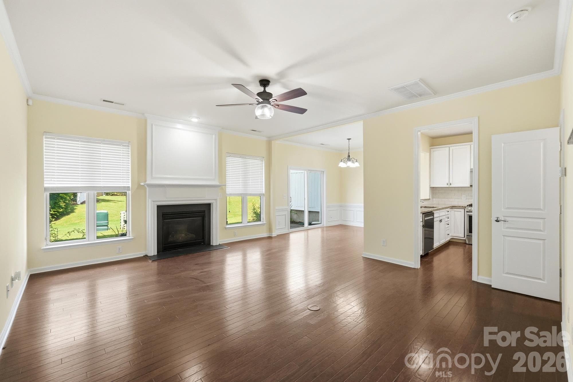 Townhouse at 16852 Dunaverty Place, Charlotte, photo 7 of 45