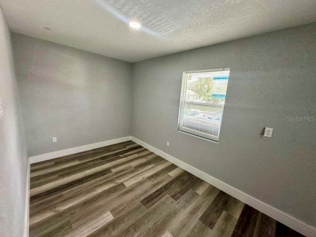 Single Family Residence at 1550 E BAY ST, BARTOW, photo 8 of 18