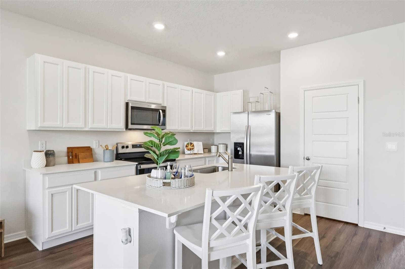Townhouse at 1837 WOODEN ST, DAVENPORT, photo 10 of 31
