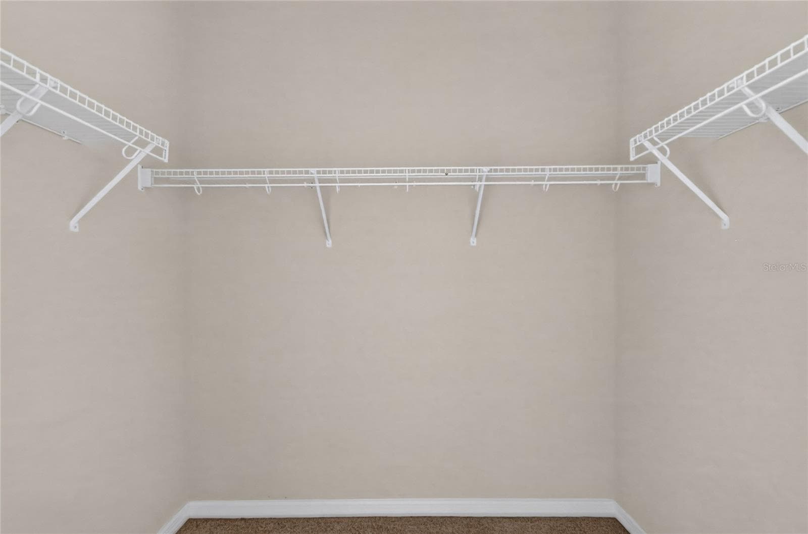 Hers walk in - 26717 WETLANDS WAY, LEESBURG