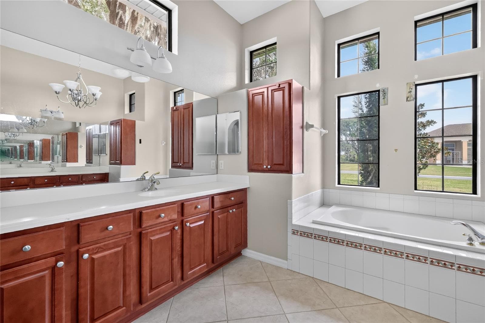 His and hers vanities - 26717 WETLANDS WAY, LEESBURG