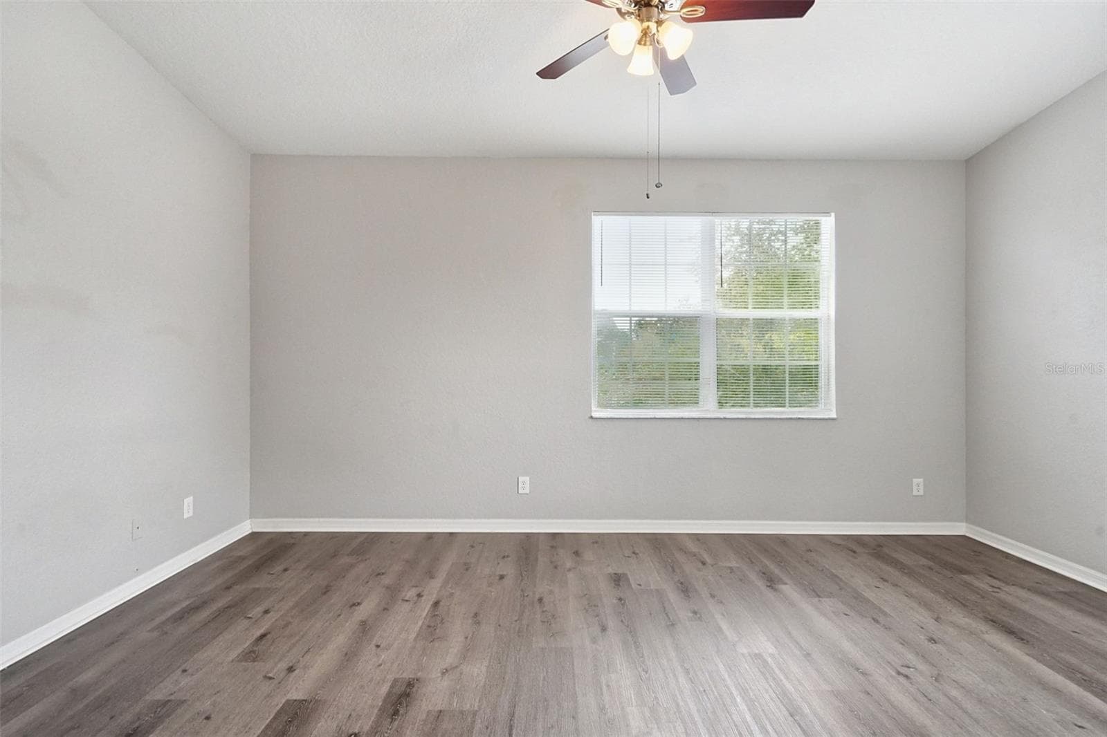 Townhouse at 7041 OPAL DR, LARGO, photo 14 of 25