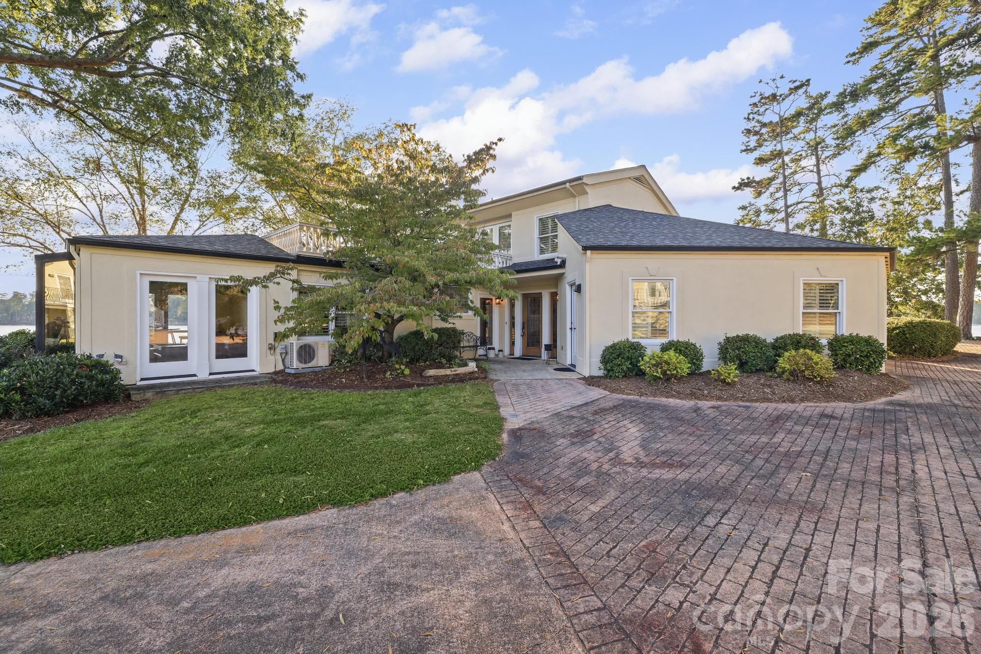 Single Family Residence at 172 Rogers Lane, Badin Lake, photo 7 of 48
