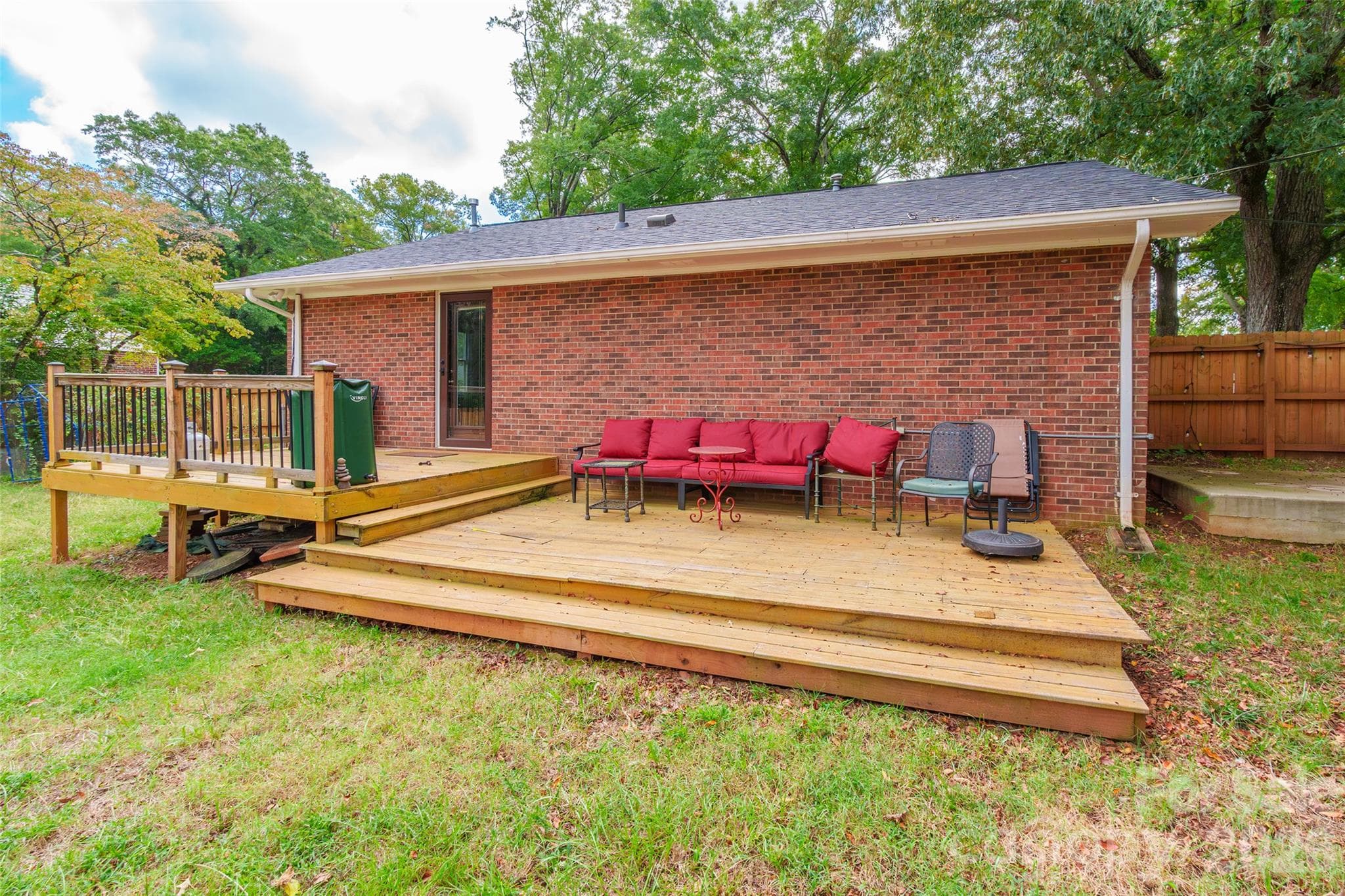Single Family Residence at 1109 Pinewood Road, Rock Hill, photo 25 of 29