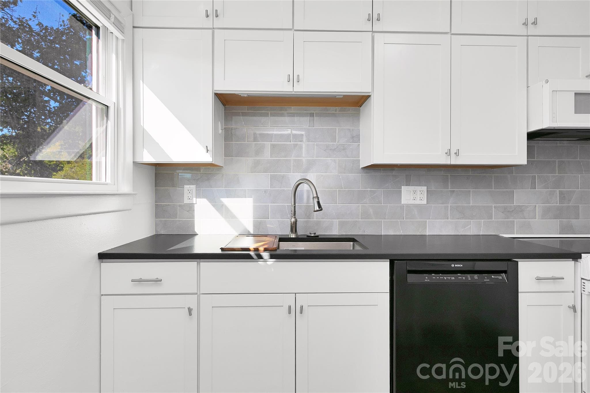 Condominium at 52 Elm Bend Road, Brevard, photo 10 of 31