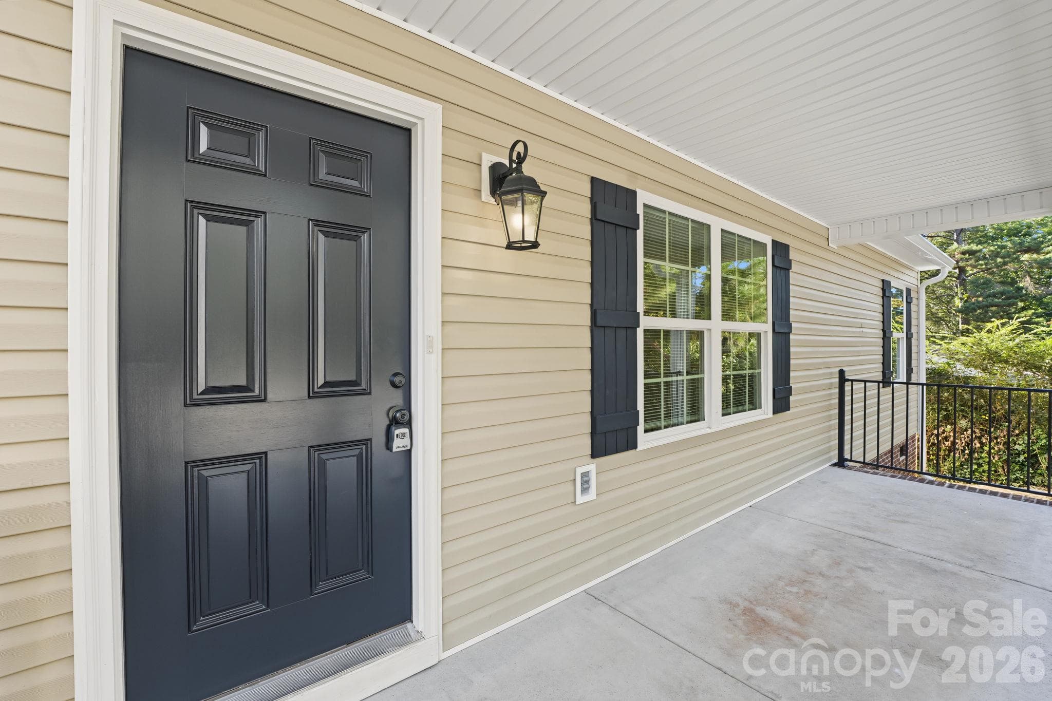 Single Family Residence at 1157 Calhoun Street, Rock Hill, photo 5 of 39